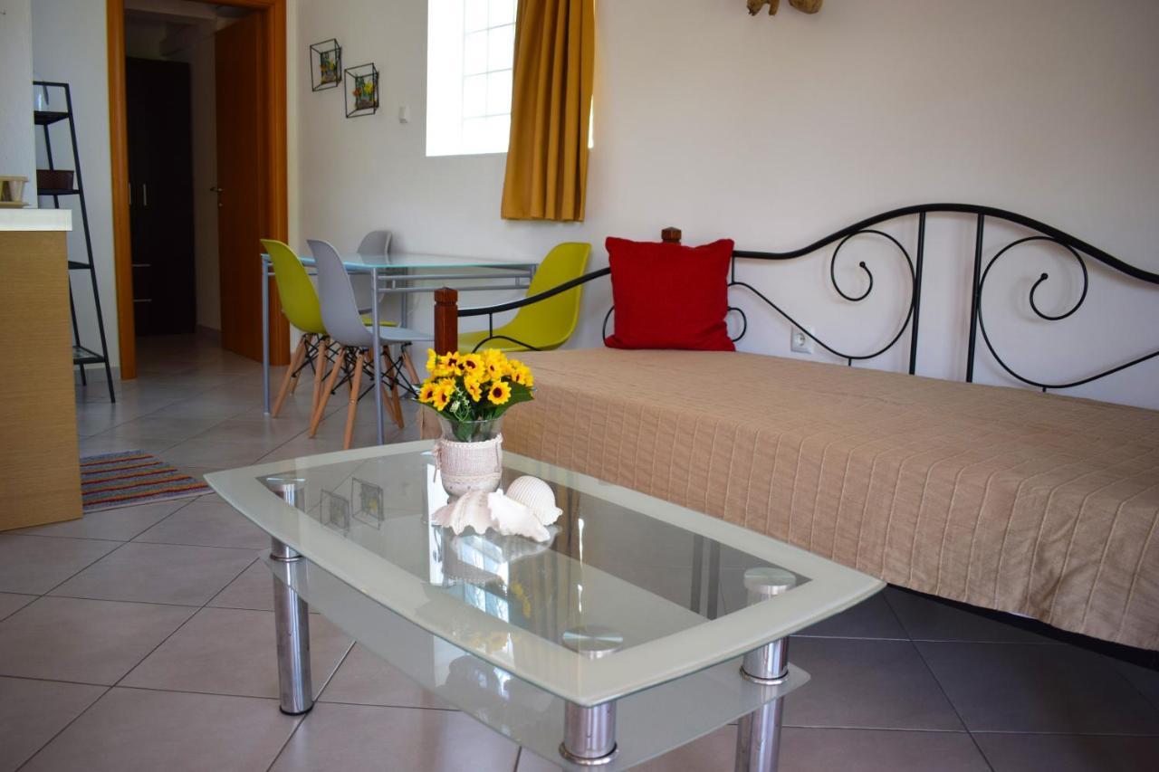Villa Margarita Limenas  Luaran gambar